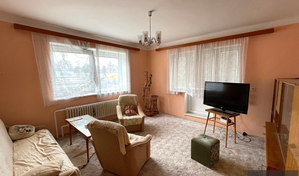 Prodej domu 234 m² s pozemkem 1 436 m², Horní Němčí – náhled fotky 8