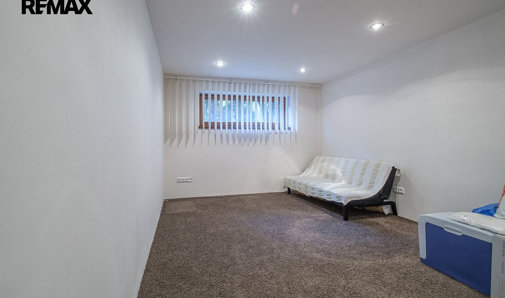 Prodej domu 205 m² s pozemkem 634 m², Smolnice – náhled fotky 18