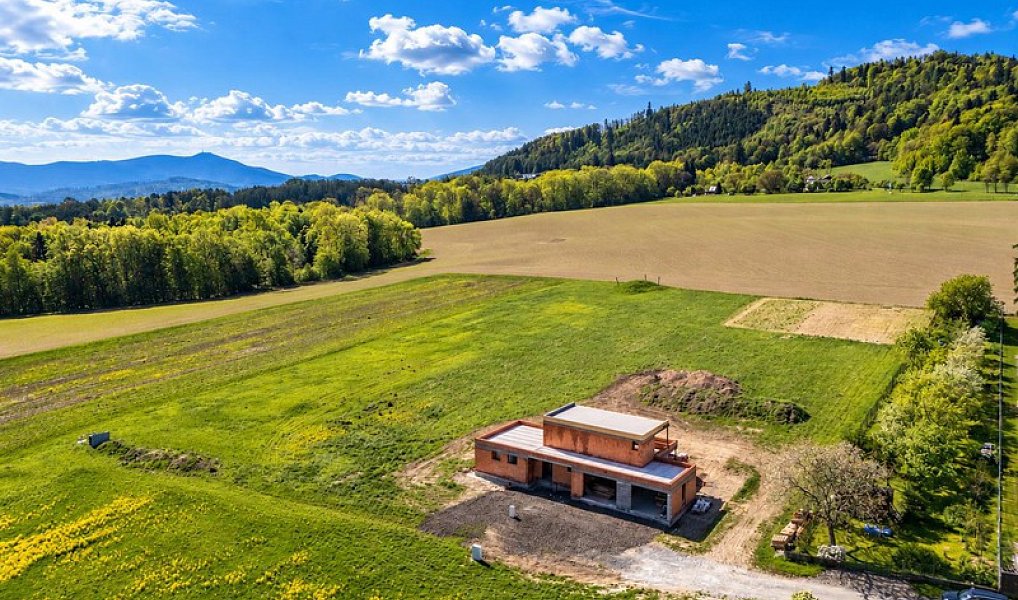 Prodej domu 275 m² s pozemkem 1 130 m², Frýdek-Místek – náhled fotky 2