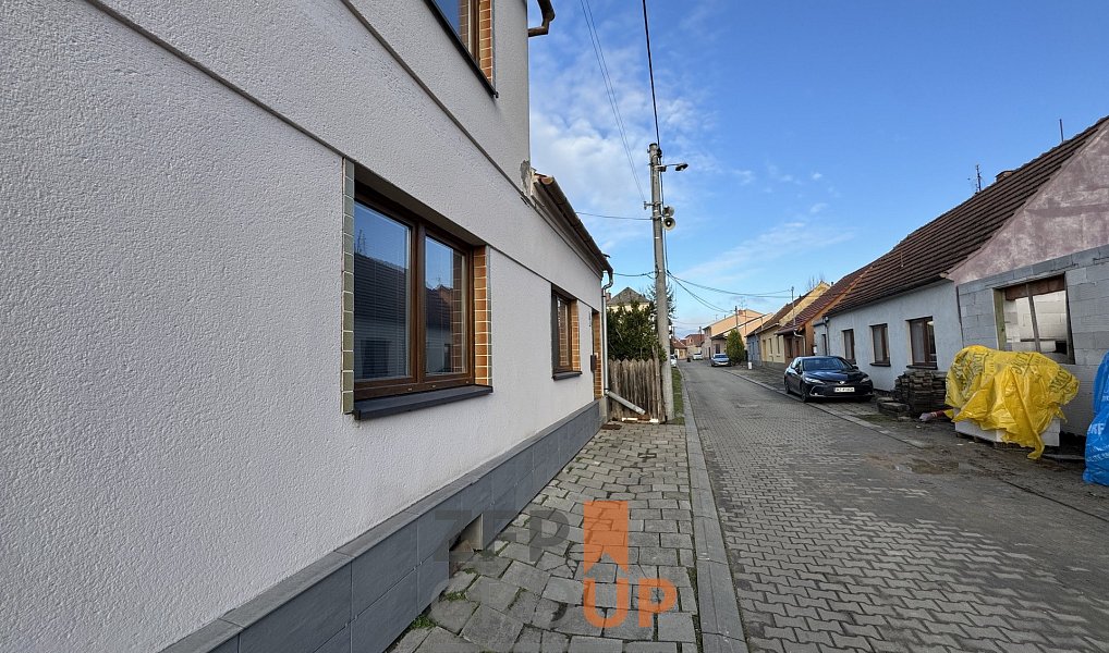 Prodej domu 225 m² s pozemkem 363 m², Podivín – náhled fotky 7