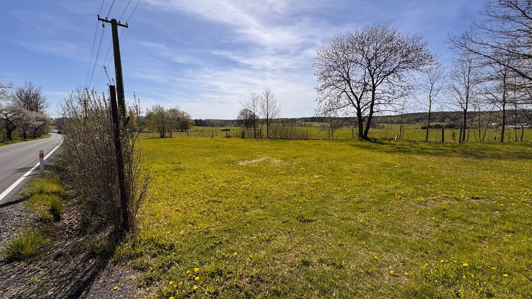 Prodej stavebního pozemku 1 661 m² – fotografie 4