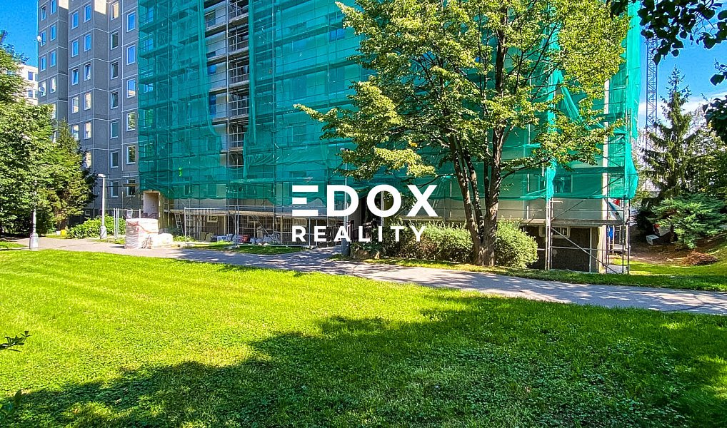 Prodej bytu 1+kk 29 m², Praha – náhled fotky 10