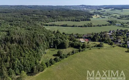 Prodej stavebního pozemku 4 612 m², Hluboš, okres Příbram