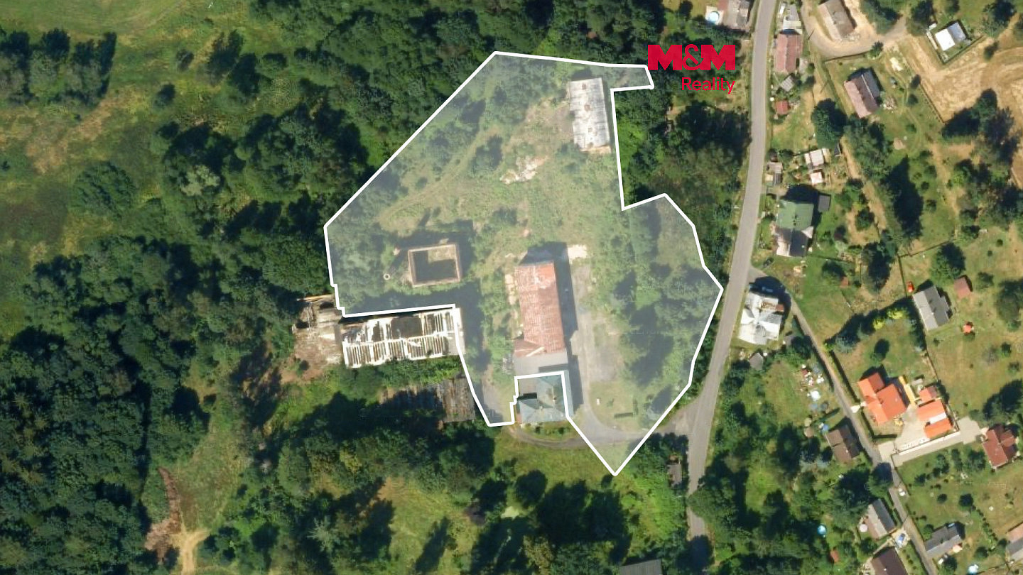 Prodej komerčního pozemku 11 500 m²