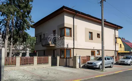 Pronájem bytu 2+kk 48 m², P. Bezruče, Neratovice, okres Mělník