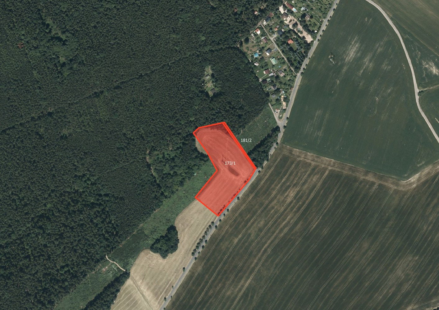 Prodej pole 15 337 m²