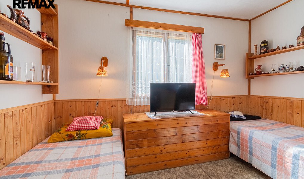Prodej chaty/chalupy 46 m² s pozemkem 48 m², Černošín – náhled fotky 36