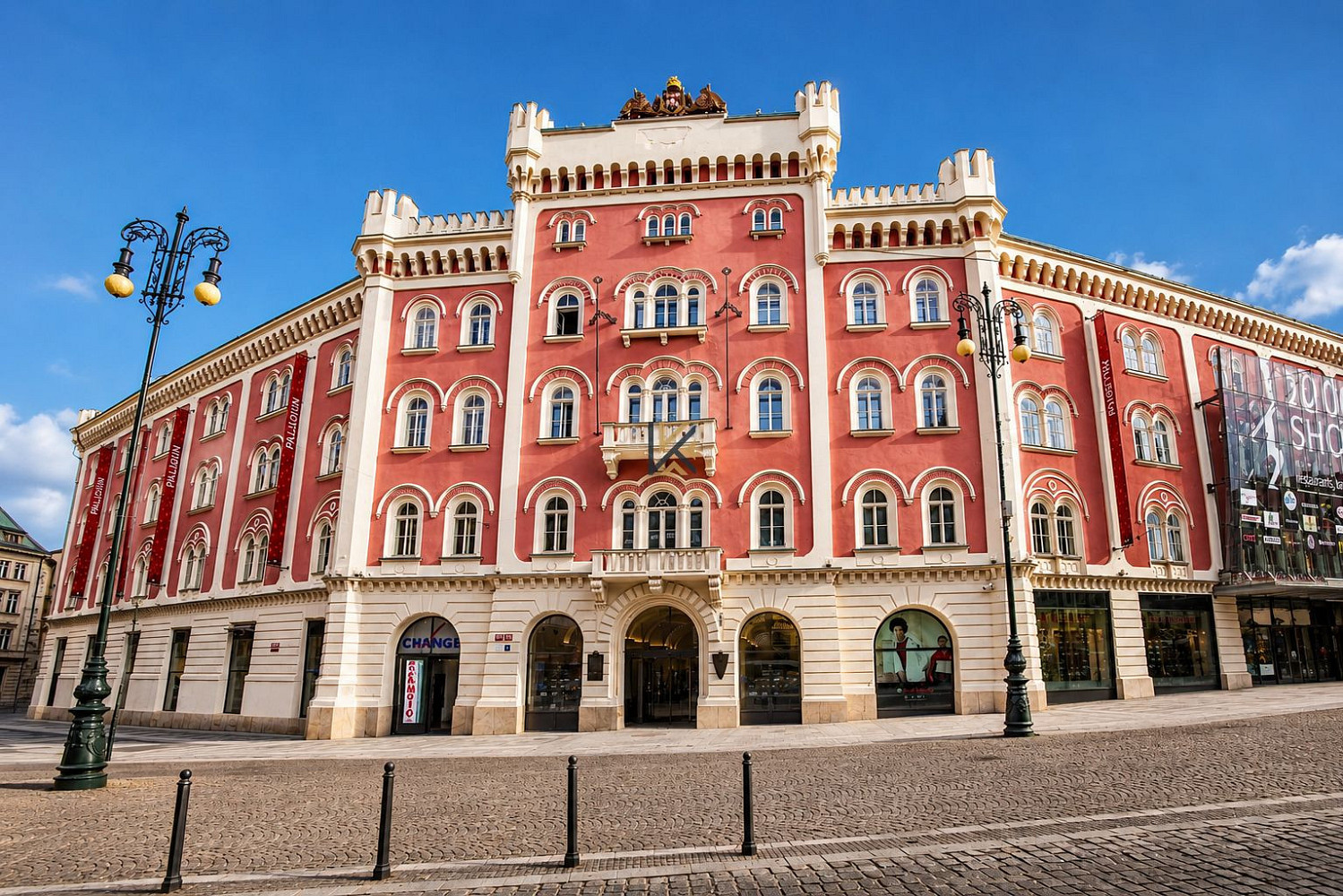 Pronájem kanceláře 145 m²
