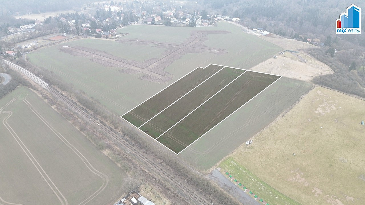 Prodej stavebního pozemku 15 940 m²