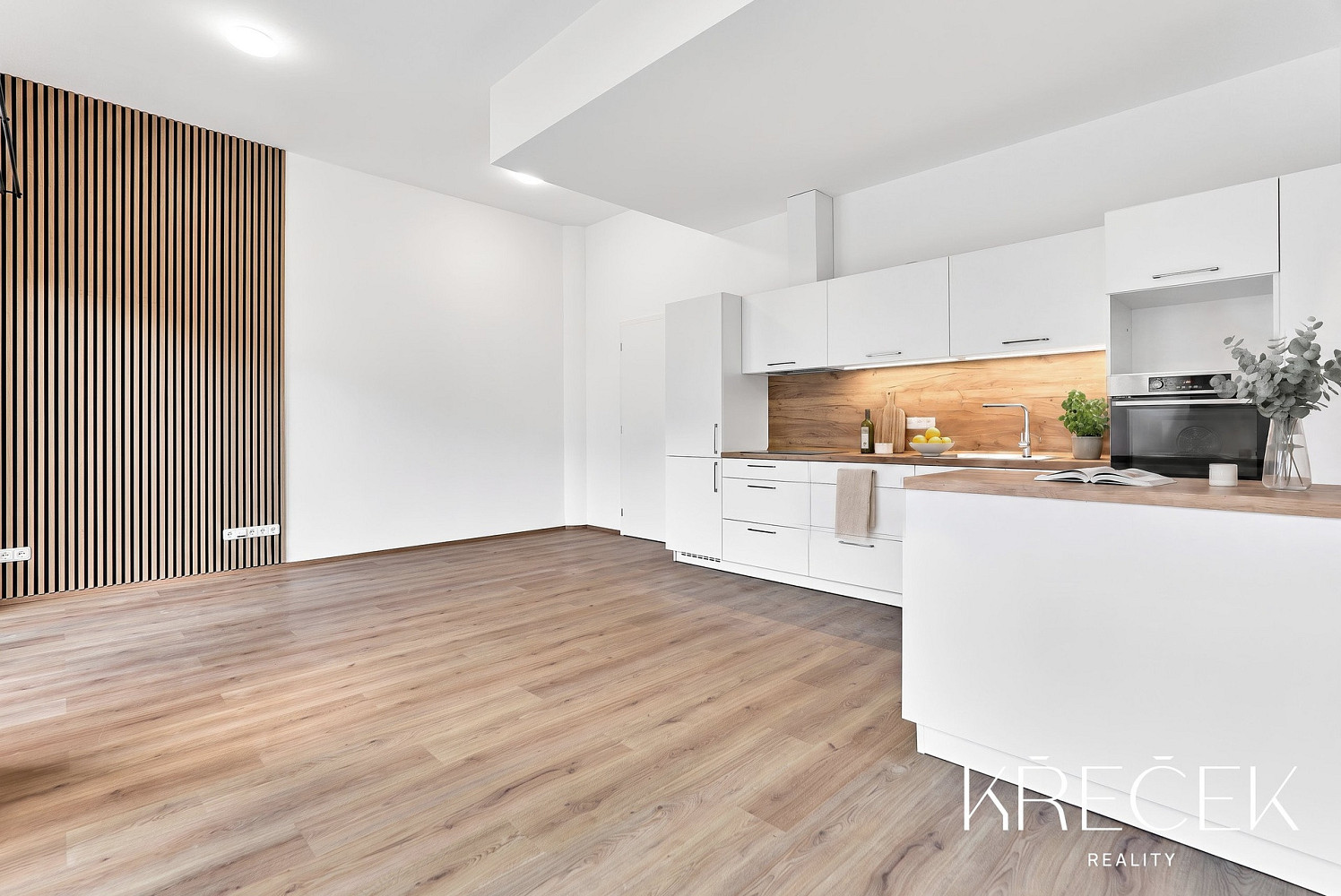 Prodej bytu 1+kk 44 m² – fotografie 2