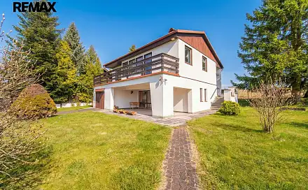 Prodej domu 122 m² s pozemkem 1 968 m², Černokostelecká, Jevany, okres Praha-východ