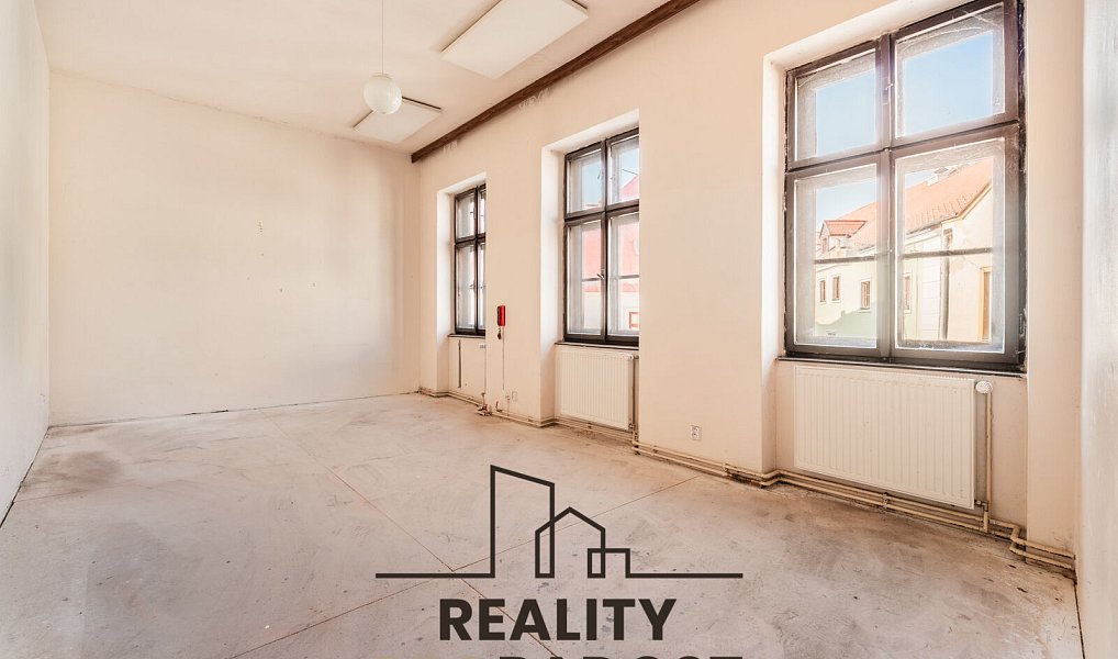 Prodej ubytovacího objektu 1 200 m², Znojmo – náhled fotky 36