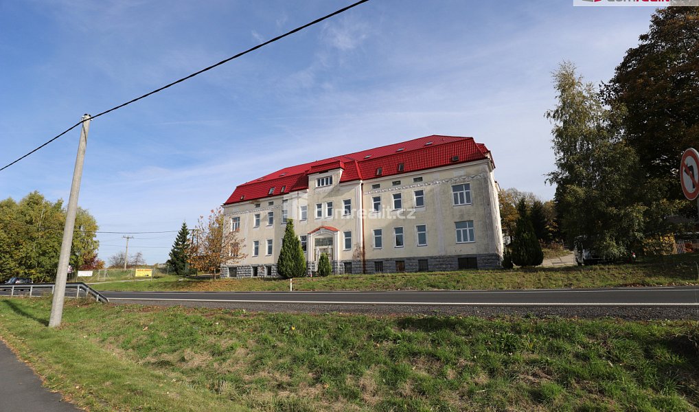 Prodej nájemního domu, činžáku 2 000 m², Aš – náhled fotky 33
