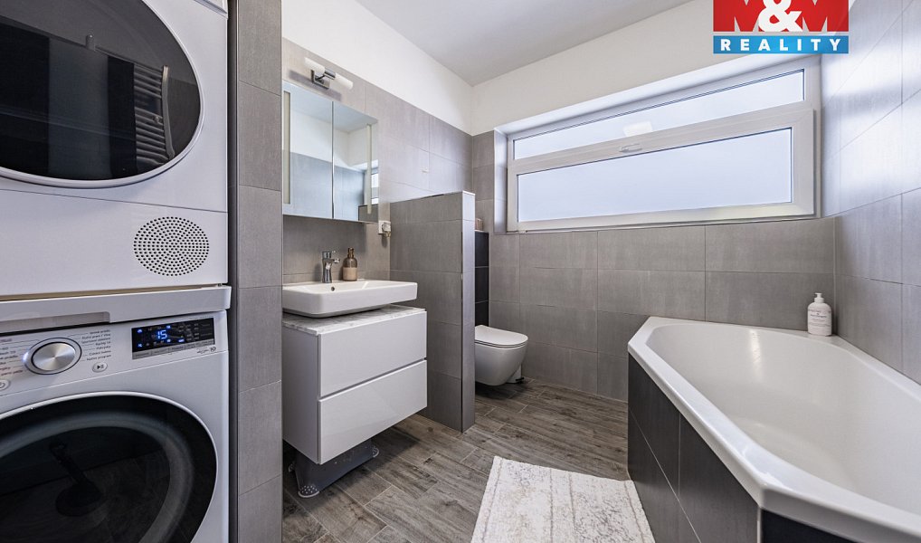 Prodej bytu 4+kk 93 m², Kostelec nad Černými lesy – náhled fotky 12