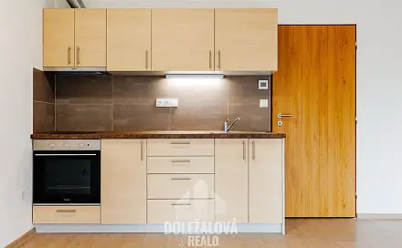 Pronájem bytu 1+kk 30 m², Nádražní, Třešť, okres Jihlava