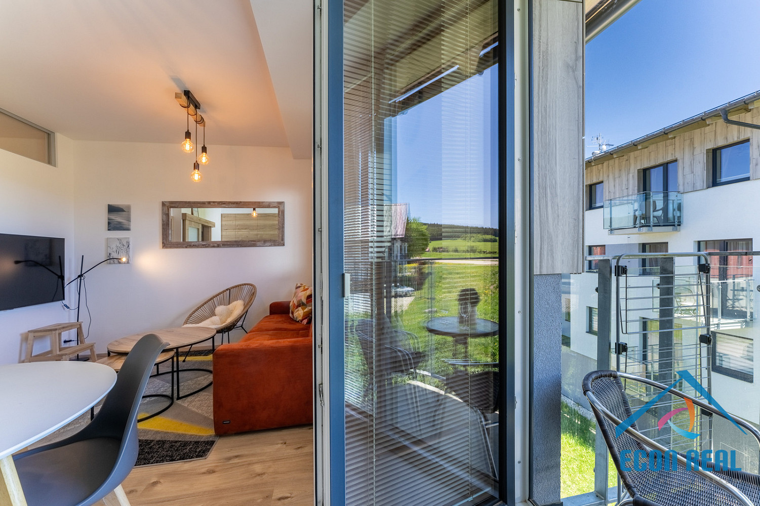 Prodej bytu 1+kk 37 m² — photo 3