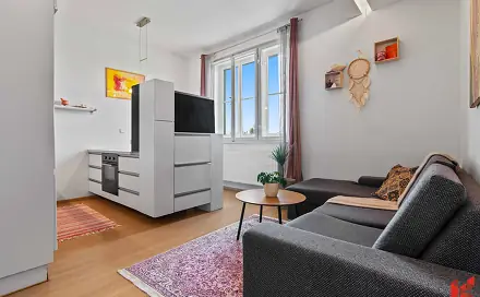 Prodej bytu 2+kk 43 m², Sportovní, Praha 10 - Vršovice