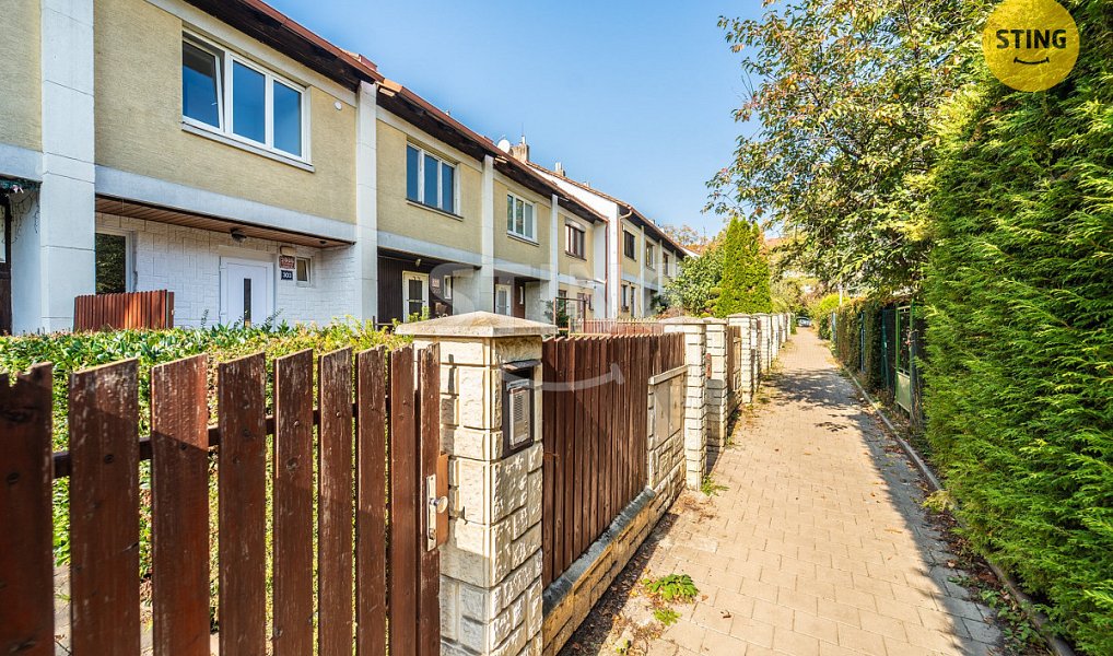 Prodej domu 150 m² s pozemkem 300 m², Praha – náhled fotky 3