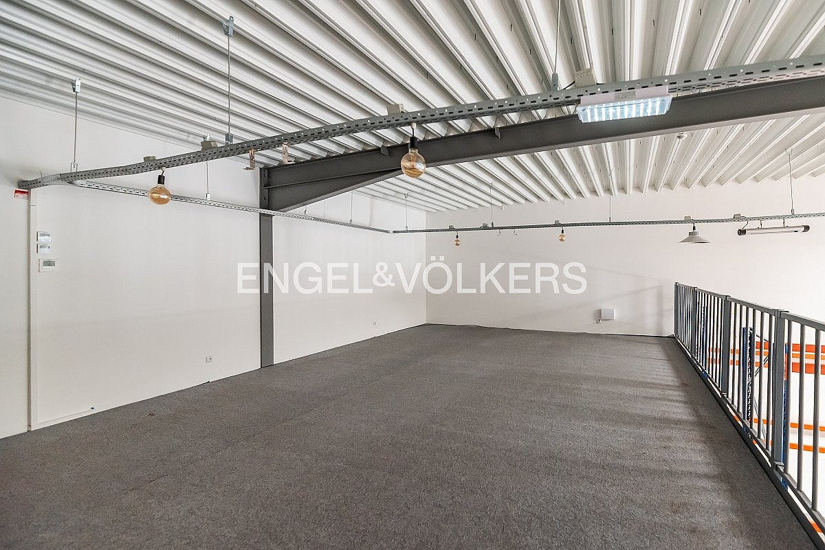 Pronájem skladovacích prostor 270 m² – fotografie 4