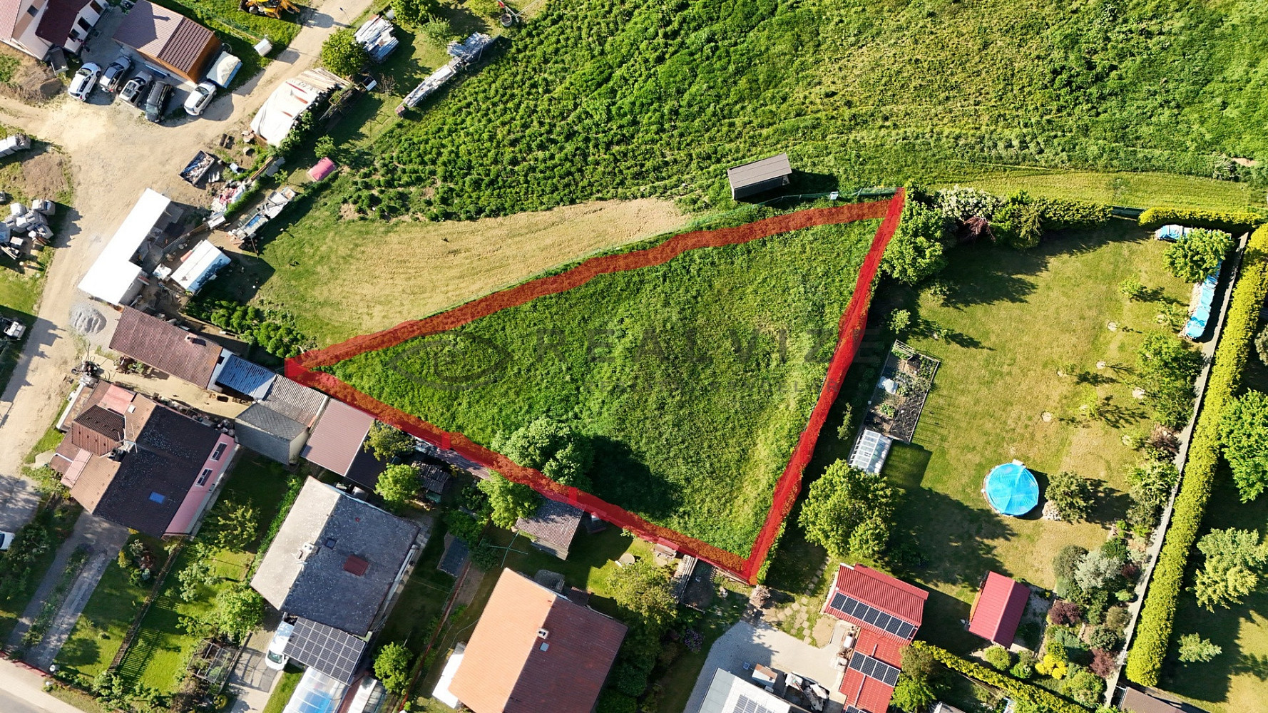 Prodej stavebního pozemku 1 203 m²
