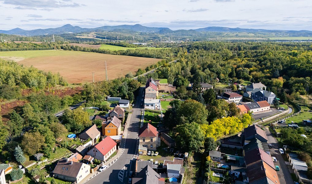 Prodej domu 448 m² s pozemkem 448 m², Zabrušany – náhled fotky 6