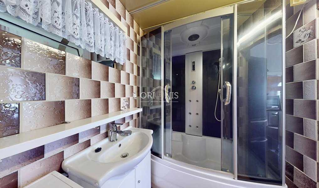 Prodej domu 200 m² s pozemkem 1 002 m², Horní Jiřetín – náhled fotky 20
