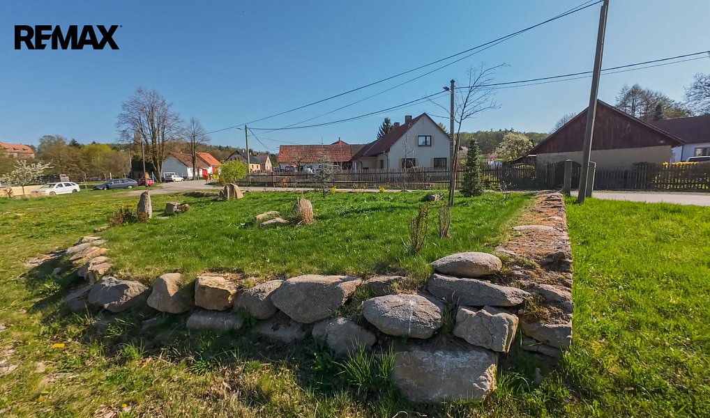 Prodej stavebního pozemku 2 006 m², Sedlec-Prčice – náhled fotky 12