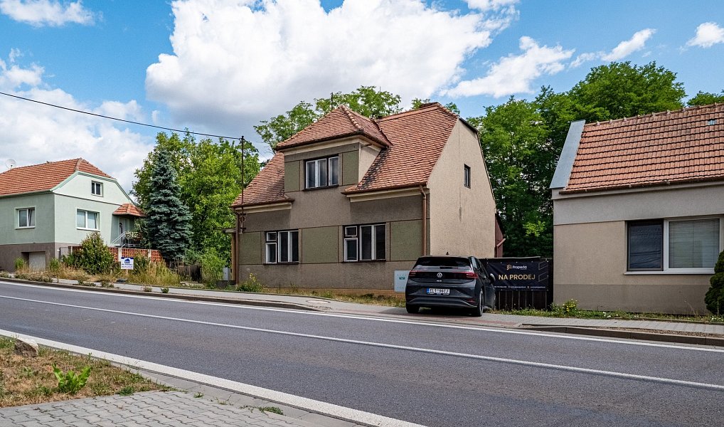 Prodej domu 112 m² s pozemkem 747 m², Vlkoš – náhled fotky 3