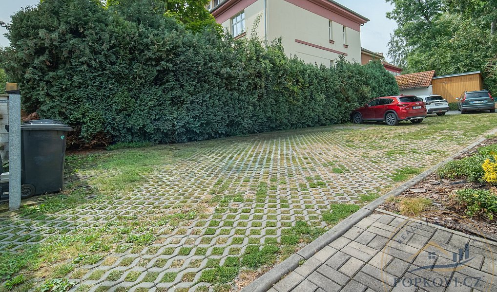 Prodej bytu 3+1 98 m², Milovice – náhled fotky 20