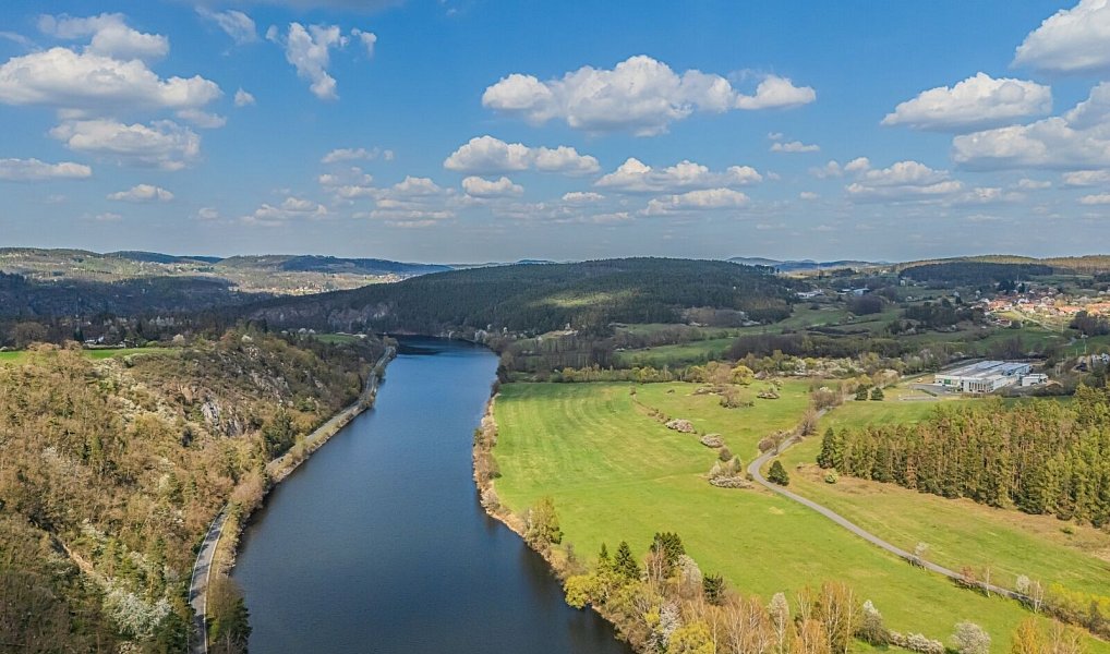 Prodej domu 363 m² s pozemkem 1 345 m², Kamýk nad Vltavou – náhled fotky 30