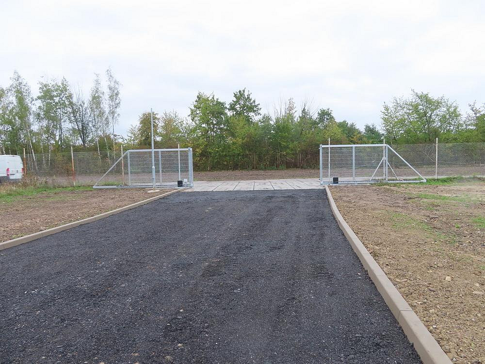 Pronájem komerčního pozemku 260 m² — photo 4
