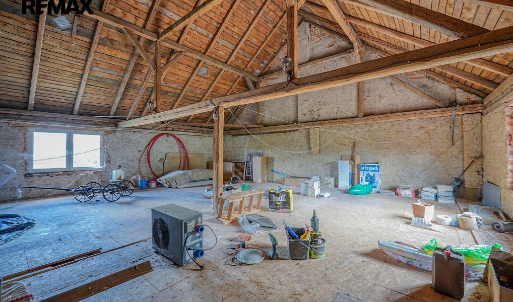Prodej domu 323 m² s pozemkem 1 638 m², Bochov – náhled fotky 24