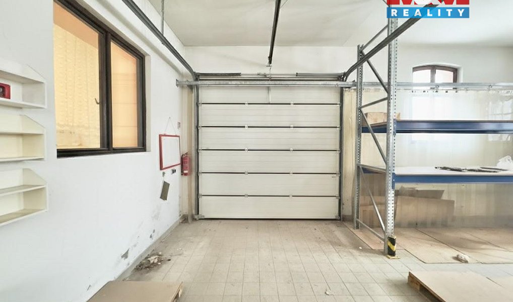 Prodej skladovacích prostor 500 m², Dubí – náhled fotky 12