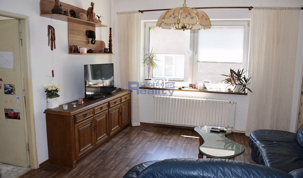 Prodej domu 340 m² s pozemkem 366 m², Hradec Králové – náhled fotky 9