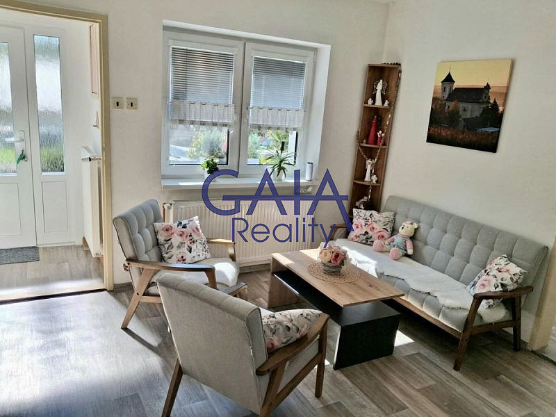 Prodej domu 170 m² s pozemkem 813 m² – fotografie 3