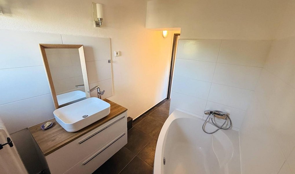 Pronájem domu 70 m² s pozemkem 1 299 m², Včelná – náhled fotky 11