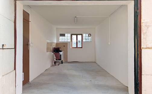 Garáž se zahradou / Pozemek 548 m2, Krajní, Brno - Bystrc