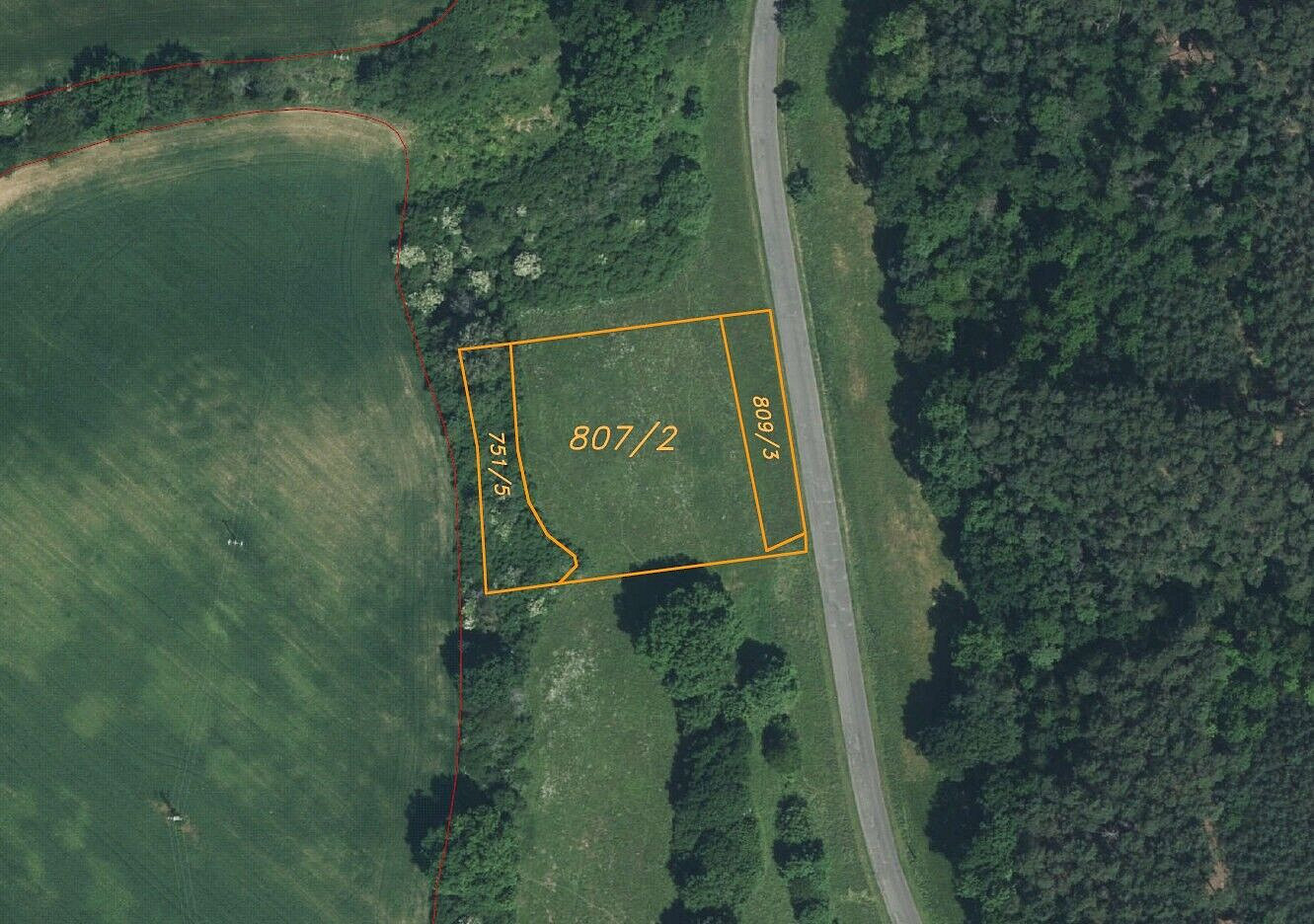 Prodej pole 3 880 m² – fotografie 2