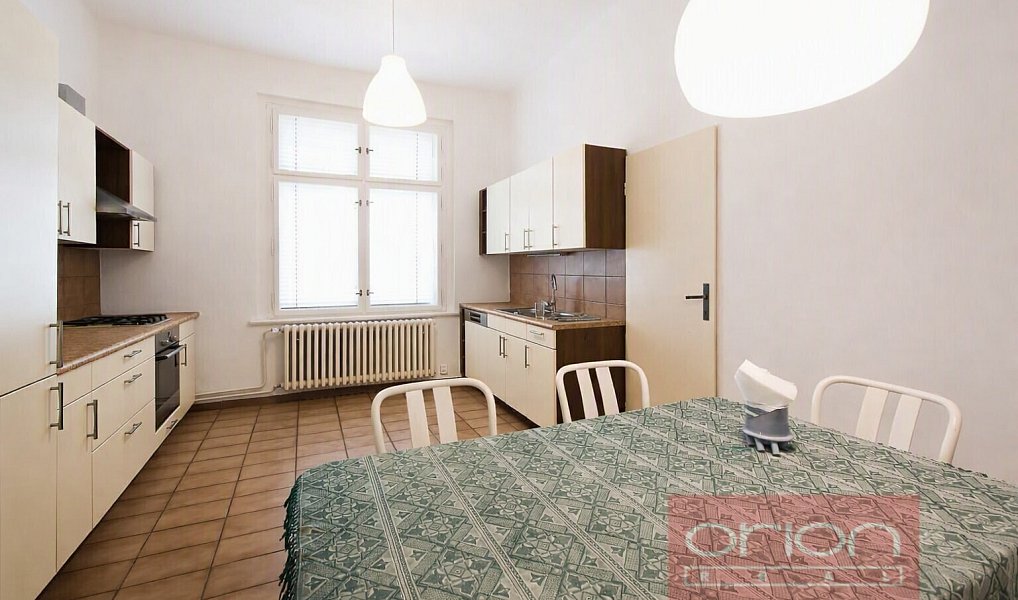 Prodej domu 392 m² s pozemkem 788 m², Praha – náhled fotky 4