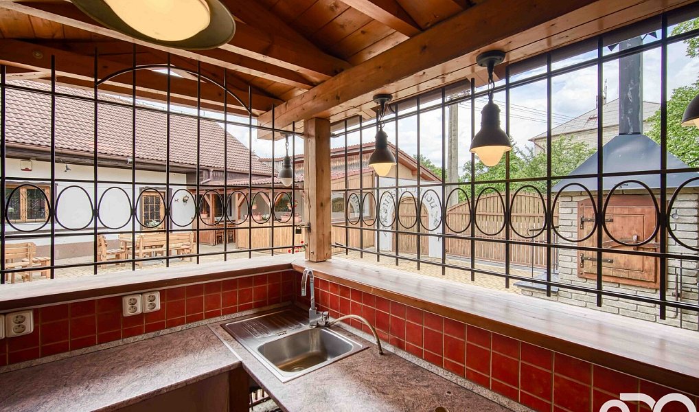 Prodej restaurace 178 m², Hradešín – náhled fotky 16