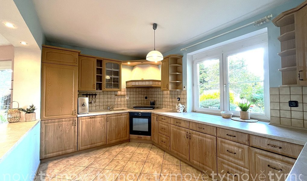 Prodej domu 370 m² s pozemkem 2 117 m², Přelouč – náhled fotky 18
