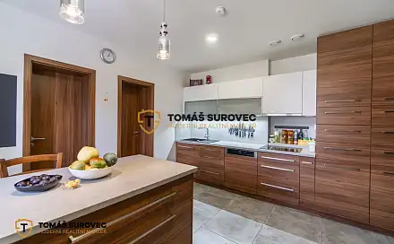 Pronájem pokoje 28 m², Sokolská, Hvozdná, okres Zlín