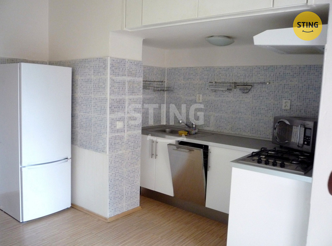 Pronájem bytu 2+1 84 m² – fotografie 2
