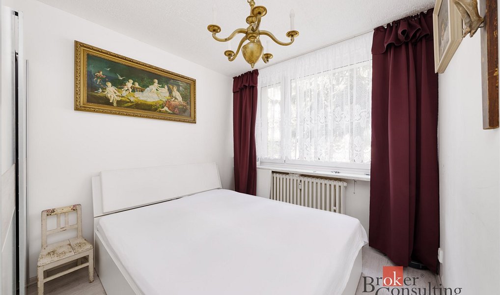 Prodej bytu 3+1 74 m², Praha – náhled fotky 2