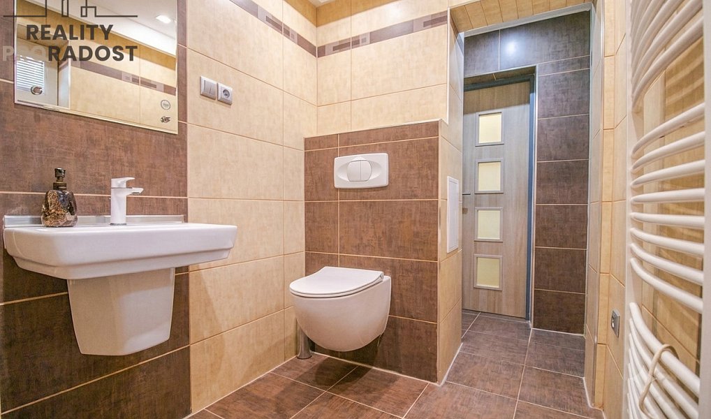 Prodej domu 275 m² s pozemkem 110 m², Teplice – náhled fotky 14