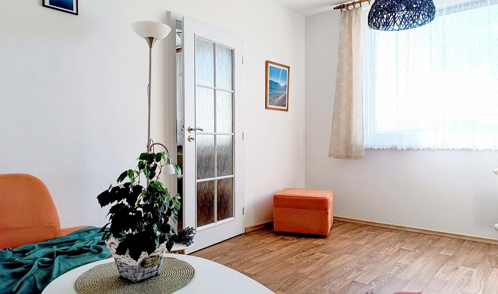 Prodej bytu 2+1 58 m², Jičín – náhled fotky 4