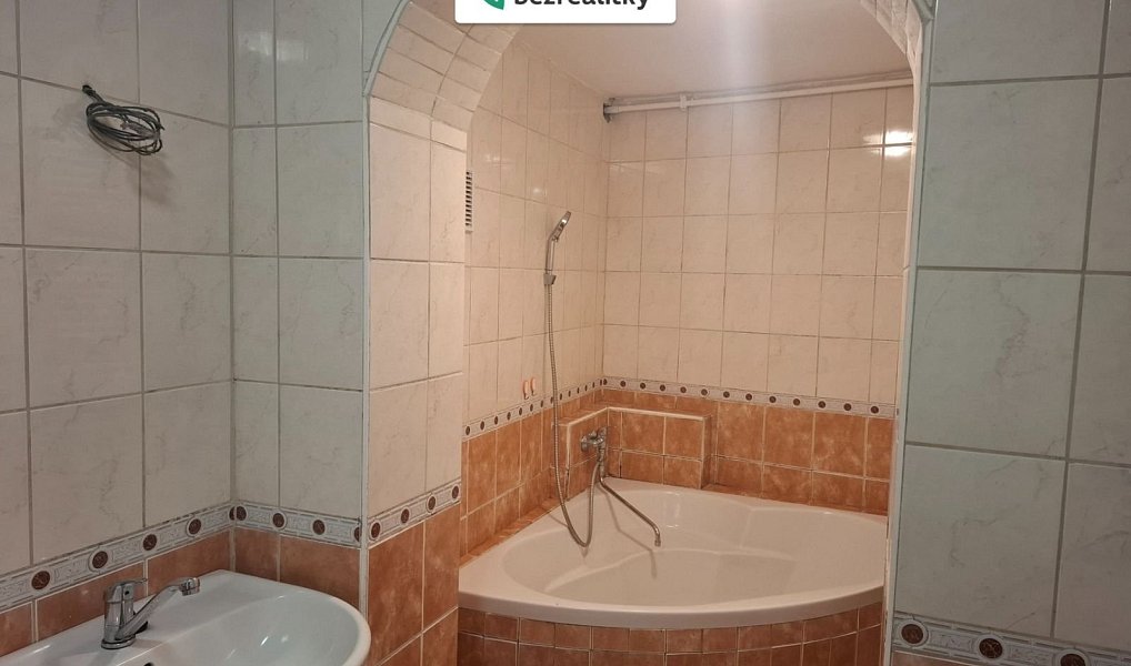 Prodej domu 176 m² s pozemkem 500 m², Beřovice – náhled fotky 27