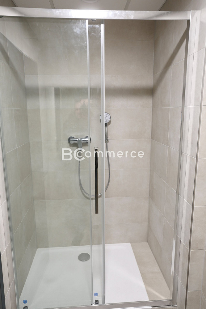 Pronájem kanceláře 153 m² – fotografie 2