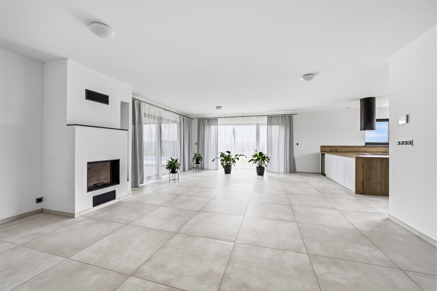 Prodej domu 205 m² s pozemkem 1 140 m² – fotografie 2