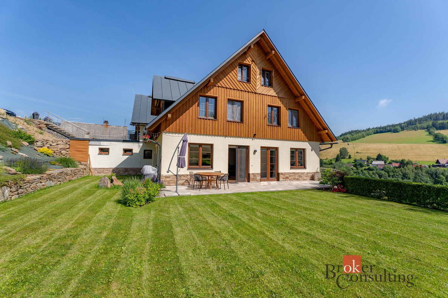 Prodej bytu atypického 377 m²